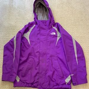 The North Face girls windbreaker/shell